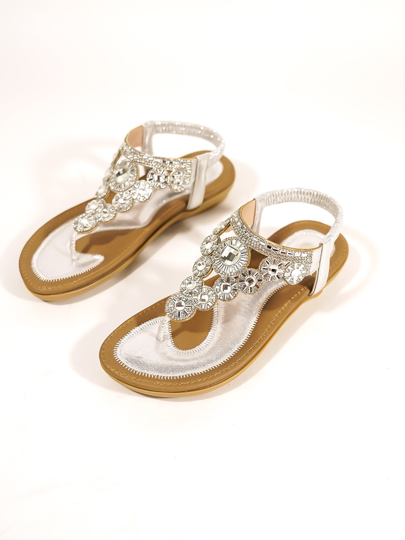 Bohemian New Summer 2026 Flat Toe Clip-on Rhinestone Comfortable Beach Sandals for Women